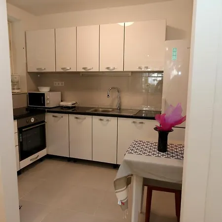 Mira Lapad Apartament