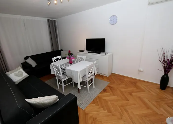 Mira Lapad * Dubrovnik